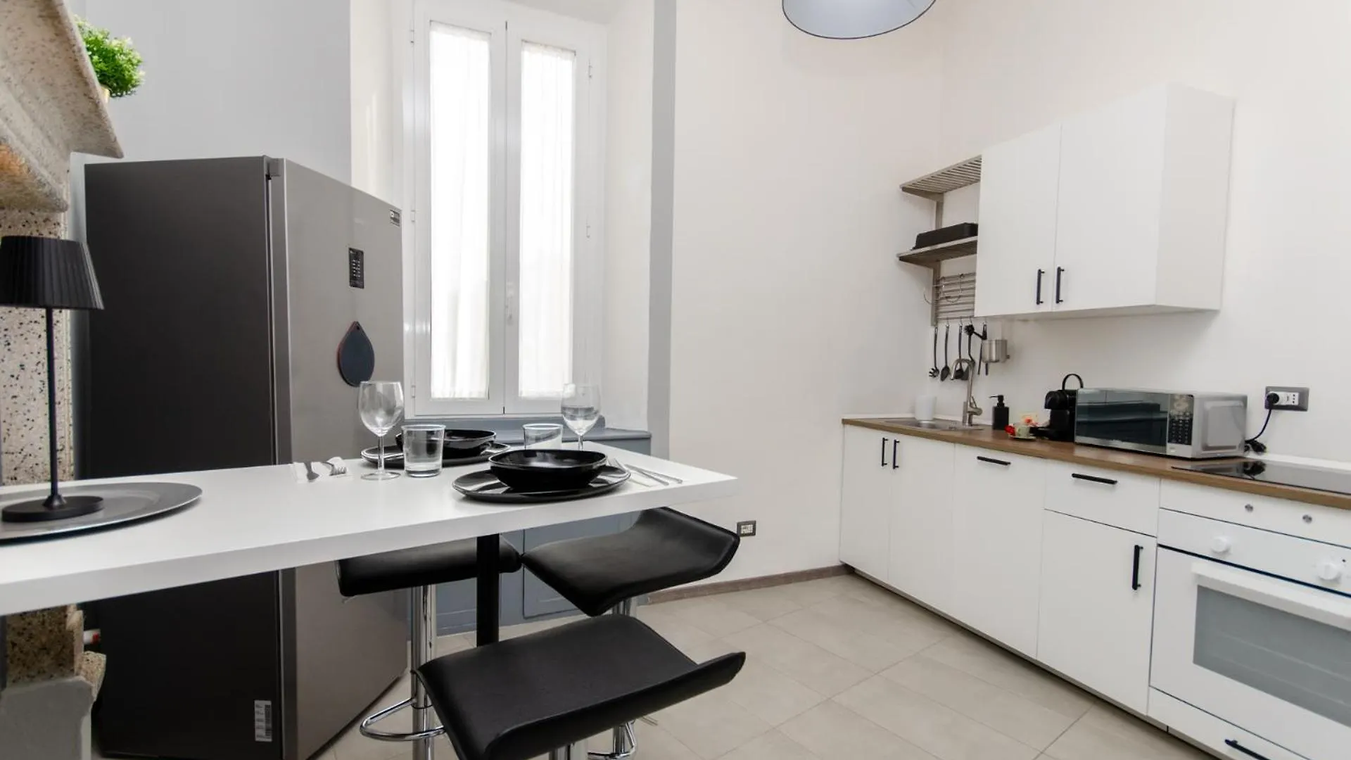 Vivimihome - Navigli-Duomo Maison Fusetti Milan 0*,  Italy